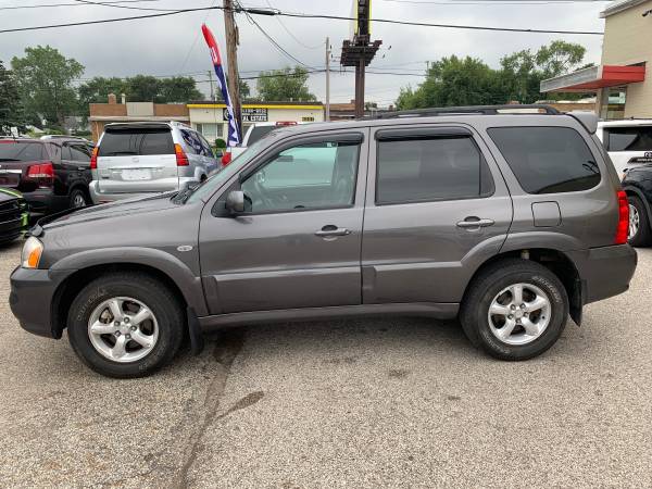 2005 Mazda Tribute S 4WD. WARRANTY!! Leather!! Sunroof!! Power Seats!! for sale in Cleveland, OH – photo 5