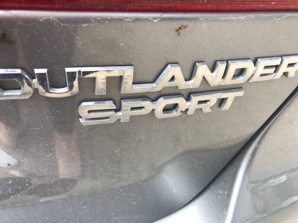 2011 MITSUBISHI OUTLANDER 4x4 SUV INSPECTED for sale in White River Junction, VT – photo 18
