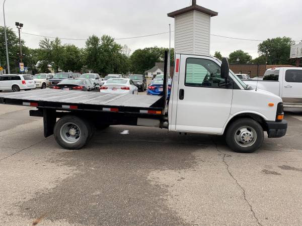 ★★★ 2009 Chevrolet G3500 Flatbed with Dump ★★★ - cars & trucks - by... for sale in Grand Forks, ND – photo 5