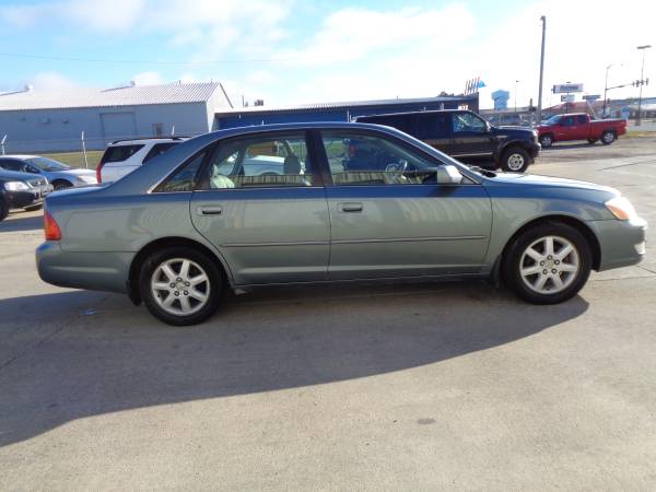 2000 Toyota Avalon - cars & trucks - by dealer - vehicle automotive... for sale in fort dodge, IA – photo 5