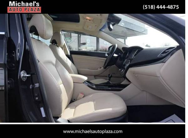 2014 Kia Cadenza Premium 4dr Sedan for sale in east greenbush, NY – photo 9