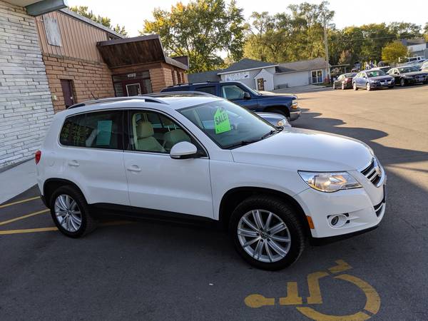 2011 VW Tiguan 4Motion for sale in Evansdale, IA – photo 5