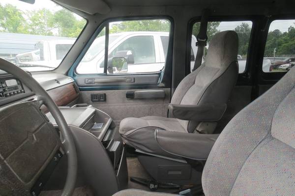 2000 Dodge Ram 3500 SLT 15-Passenger Van - - by dealer for sale in Monroe, LA – photo 8