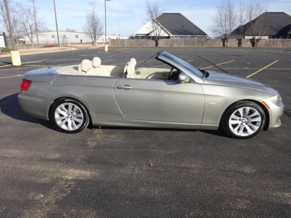 2011 BMW 328I CONVERTABLE POWER HARD TOP * 56000 MILE*ONE OWNER -... for sale in Springdale, AR – photo 4