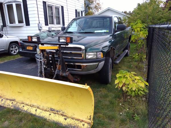 2002 Dodge Ram 4X4 2500 Quad cabwith Plow for sale in Plattsburgh, New York, VT – photo 3