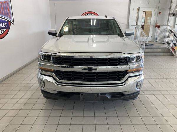 2017 Chevrolet Chevy Silverado 1500 LT TRUSTED VALUE PRICING! for sale in Lonetree, CO – photo 3
