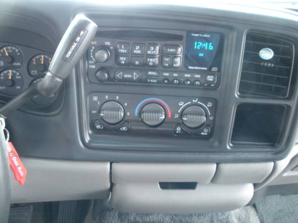 2000 Chevrolet Suburban 1500 4x4 3rd Row - - by dealer for sale in Grand Junction, CO – photo 15