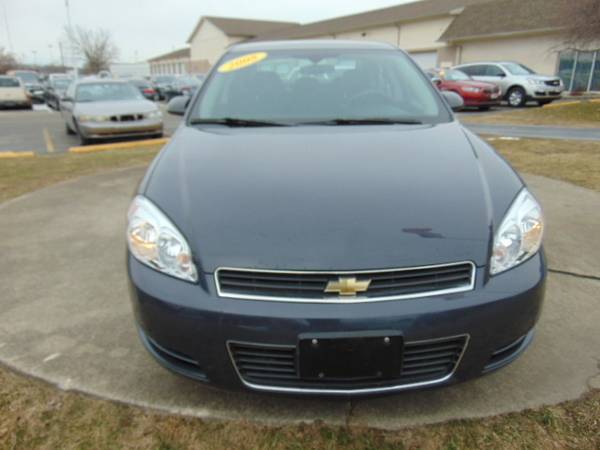 2008 Chevrolet Chevy Impala LT - - by dealer - vehicle for sale in Elkhart, IN – photo 2