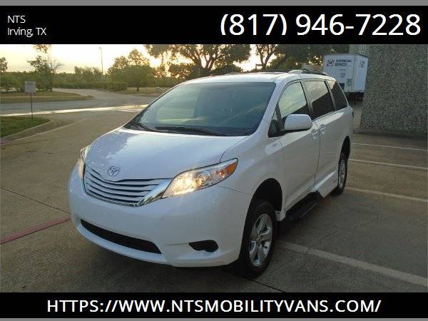 2017 TOYOTA SIENNA MOBILITY HANDICAPPED WHEELCHAIR POWER RAMP VAN for sale in Irving, TN – photo 5