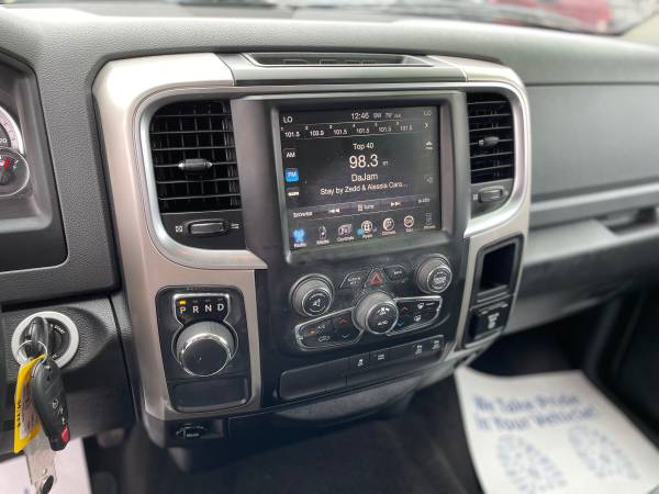 2017 RAM 1500 BIG HORN! 1 OWNER! LOW MILES! CLEAN CARFAX - cars & for sale in Kahului, HI – photo 17