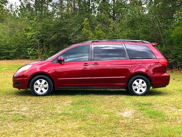 LOADED! 2008 TOYOTA SIENNA XLE - - by dealer for sale in Saucier, MS – photo 2