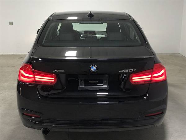 2017 BMW 3 Series 320i xDrive - - by dealer - vehicle for sale in Buffalo, NY – photo 6