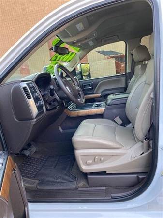 2018 CHEVROLET SILVERADO 1500 LTZ CREW CAB TRUCK ~ HOLIDAY SPECIAL -... for sale in Tempe, NM – photo 7