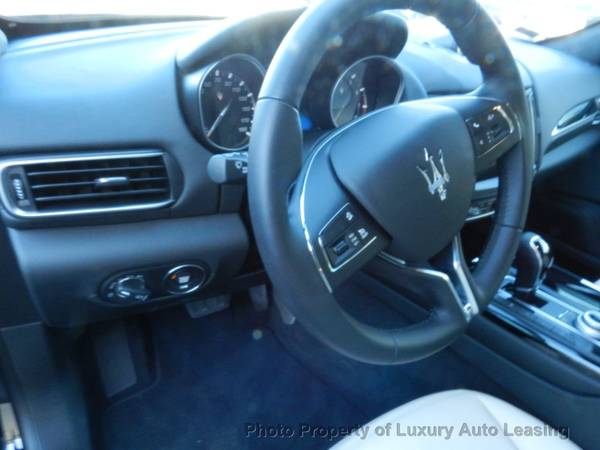 2017 *Maserati* *Levante* *3.0L* Nero Luxury Auto Le for sale in Marina Del Rey, CA – photo 11