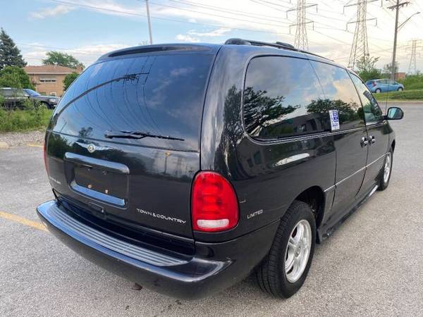 2000 CHRYSLER TOWN AND COUNTRY 1OWNER HANDICAP WHEELCHAIR VAN 527940... for sale in Skokie, IL – photo 2