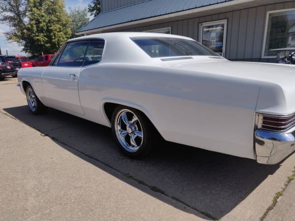 NICE AMERICAN CLASSIC! 1966 CHEVROLET CAPRICE-DRIVES PERFECT for sale in Cedar Rapids, IA – photo 4