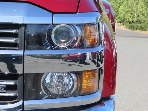 2018 Chevrolet Silverado 3500HD truck LTZ (Cajun Red Tintcoat) for sale in Lakeport, CA – photo 12