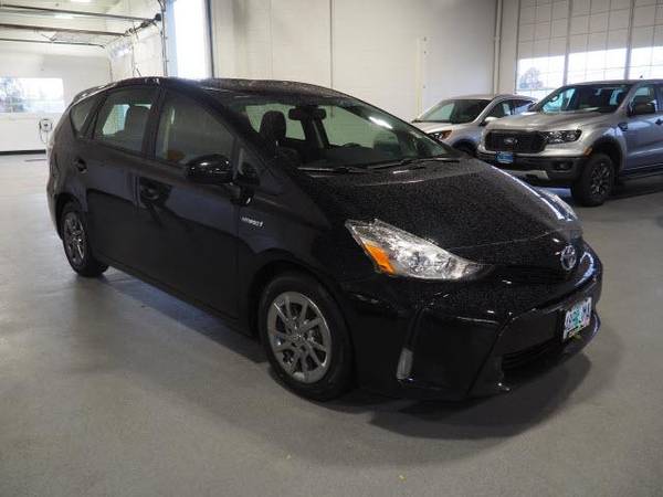 2016 Toyota Prius v **100% Financing Approval is our goal** - cars &... for sale in Beaverton, OR – photo 2