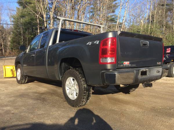 2011 GMC Sierra SLE Ex Cab 5 3L 4x4, Auto, TracRac, Fisher MM2 Plow! for sale in New Gloucester, NH – photo 3