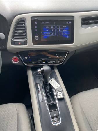 2019 Honda HR-V AWD All Wheel Drive EX SUV - cars & trucks - by... for sale in Tucson, AZ – photo 22
