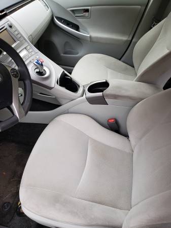 2015 Toyota Prius for sale in GRANDVILLE, MI – photo 2