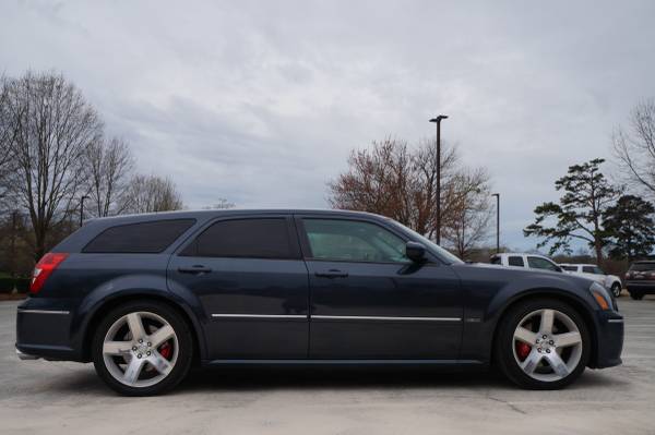 2007 Dodge Magnum SRT-8 - cars & trucks - by owner - vehicle... for sale in Charlotte, NC – photo 7