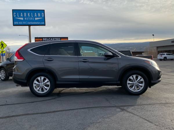 2013 Honda CRV 4WD EX only 86K miles sunroof winter ready great mpg... for sale in Grand Junction, CO – photo 2