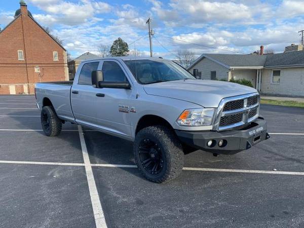 2017 RAM 2500 Tradesman 4x4 Crew Cab 8 Box - cars & trucks - by... for sale in Osgood, IN – photo 4