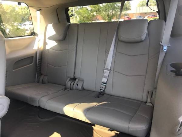 2017 Cadillac Escalade Luxury 4WD for sale in Flint, MI – photo 13