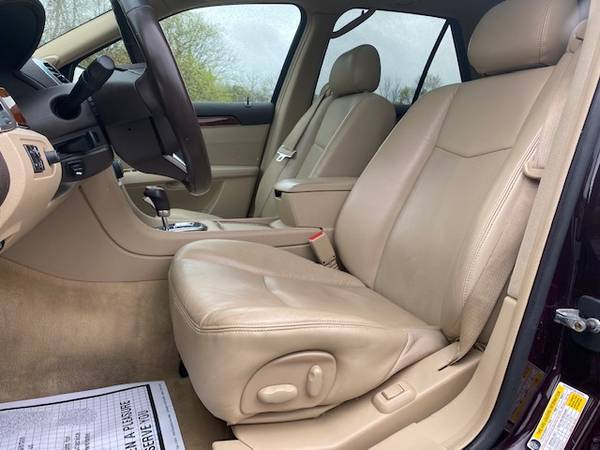 2009 Cadillac SRX V6 All Wheel Drive Third Row - - by for sale in Grand Blanc, MI – photo 9