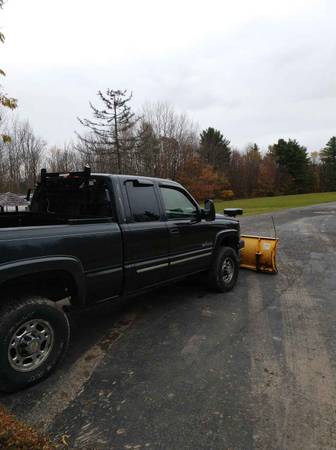 05 Chevy 2500HD Plow for sale in Rensselaer, NY – photo 3