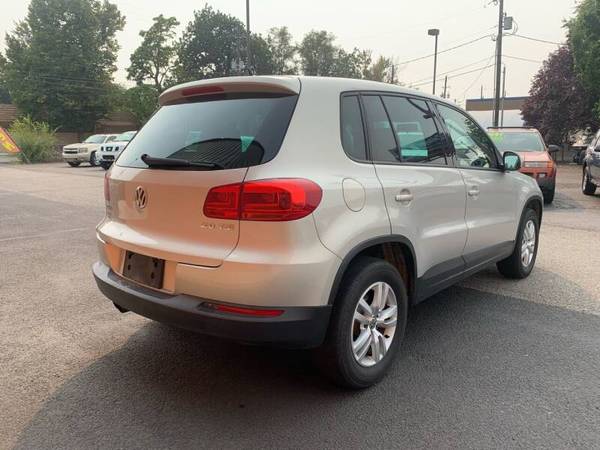 2012 Volkswagen Tiguan S ~~~~~~LOW MILES ~~~~~GREAT ON GAS~~~~~~~ -... for sale in Boise, ID – photo 5