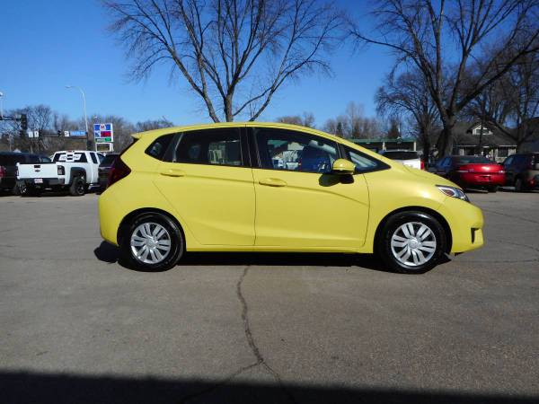 2016 Honda Fit LX/ONLY 62k Miles! Gas Saver! - cars & for sale in Grand Forks, ND – photo 5