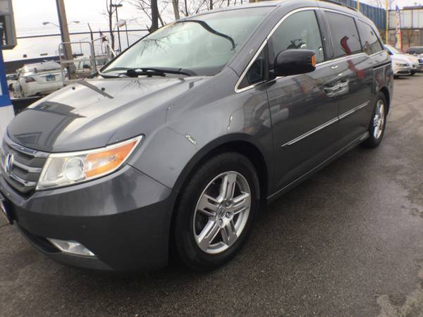2011 Honda Odyssey - - by dealer - vehicle automotive for sale in Cicero, IL – photo 4