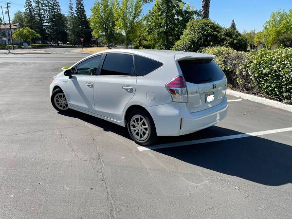 Toyota Prius V 2015 Hybrid for sale in Sacramento , CA – photo 3