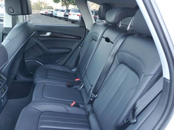 * * * 2018 Audi Q5 Premium Sport Utility 4D * * * - cars & trucks -... for sale in Saint George, UT – photo 21