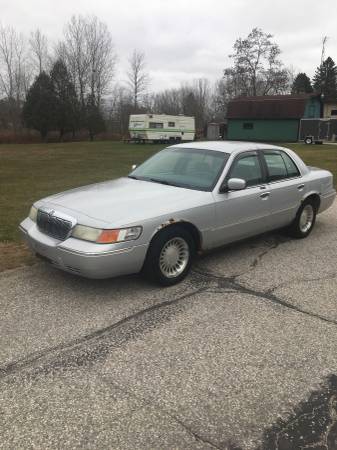 Mercury Grand Marquis LS - cars & trucks - by owner - vehicle... for sale in Manitowoc, WI – photo 2