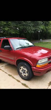 03 Chevy blazer LS 4x4 for sale in Madison , OH – photo 6
