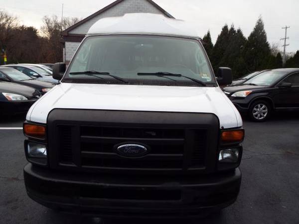 2011 Ford Econoline E-250 Extended - cars & trucks - by dealer -... for sale in Wyncote, DE – photo 4