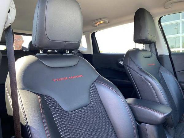 2019 Jeep Compass Trailhawk Sport Utility 4D Family Owned! for sale in Fremont, NE – photo 18