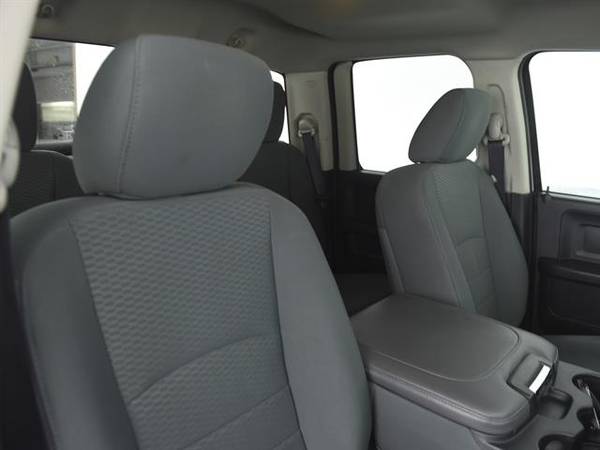 2014 Ram 1500 Quad Cab Express Pickup 4D 6 1/3 ft pickup BLUE - for sale in Indianapolis, IN – photo 5