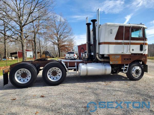 1982 Peterbilt 362 - cars & trucks - by owner - vehicle automotive... for sale in Pomona, MO – photo 13