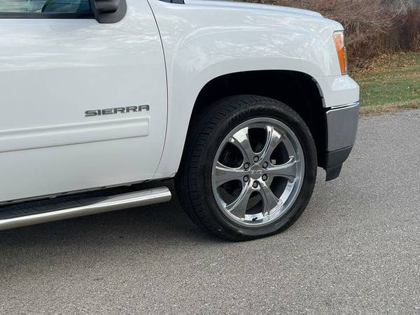 2013 GMC Sierra 1500 Crew Cab - Financing Available! - cars & trucks... for sale in Junction City, NE – photo 7