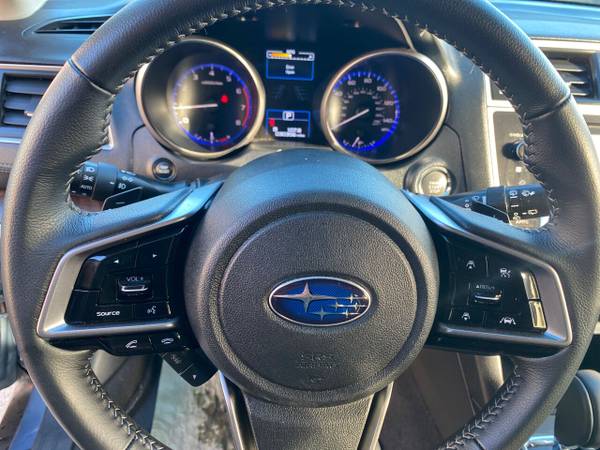 2018 Subaru Outback 2.5i AWD 50th Anniversary - NAVI - 30,000 Miles... for sale in Chicopee, MA – photo 9