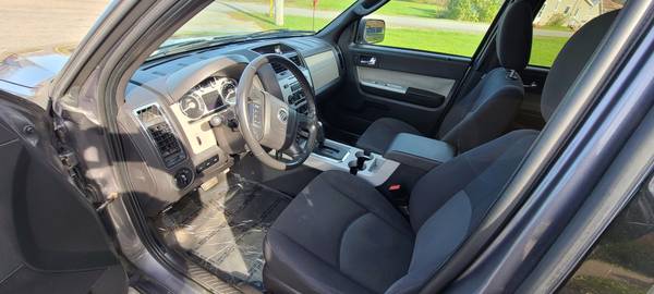 2009 Mercury Mariner Runs Great/Gas Saver/Super Clean - cars &... for sale in Lisbon, NY – photo 9