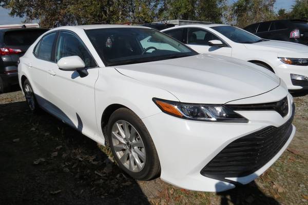 2020 Toyota Camry LE - cars & trucks - by dealer - vehicle... for sale in Monroe, LA – photo 3