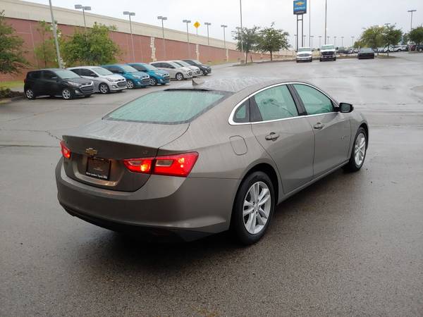 2017 CHEVROLET MALIBU LT ONLY 14,394 MILES! 1 OWNER! CLEAN CARFAX! -... for sale in Norman, OK – photo 3