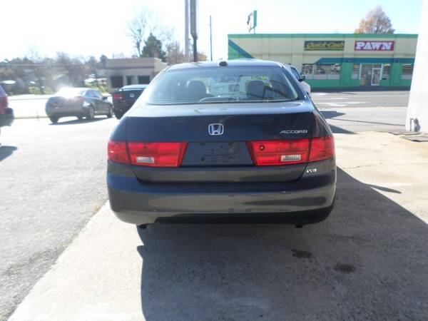 2005 Honda Accord EX V-6 Sedan AT BUY HERE PAY HERE - cars & trucks... for sale in High Point, NC – photo 4