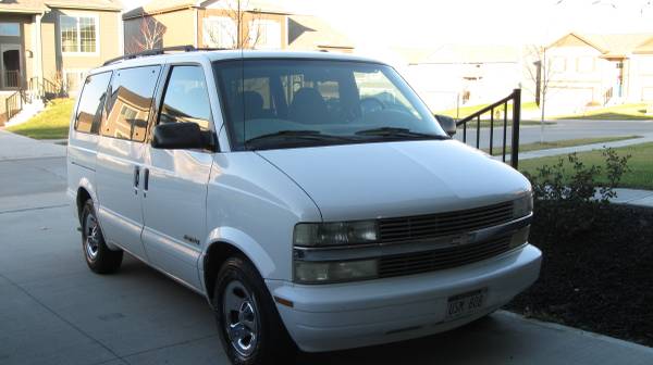 2001 Astro VAN for sale - cars & trucks - by owner - vehicle... for sale in Bennington, NE – photo 4