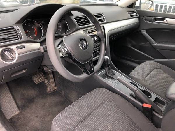 2016 Volkswagen Passat 1.8T S Sedan VW for sale in Beaverton, OR – photo 5